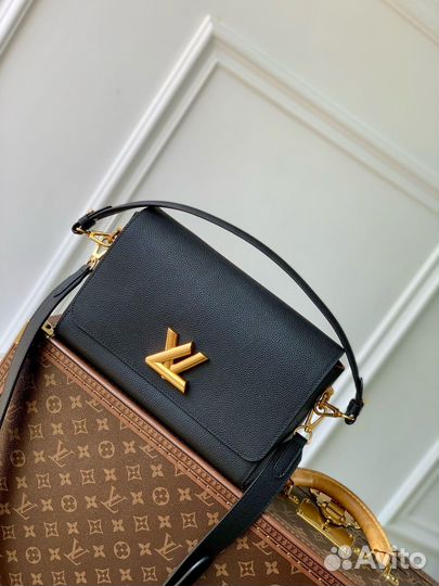 Сумка Louis Vuitton Soft Twist
