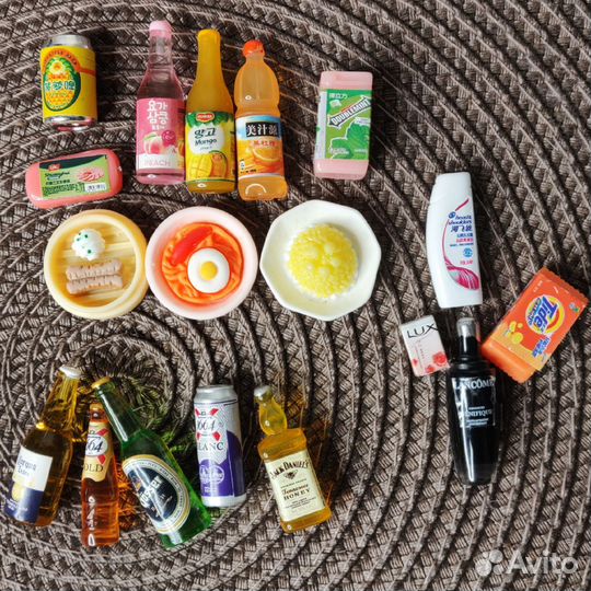 Лот аксессуаров для Барби и Кена