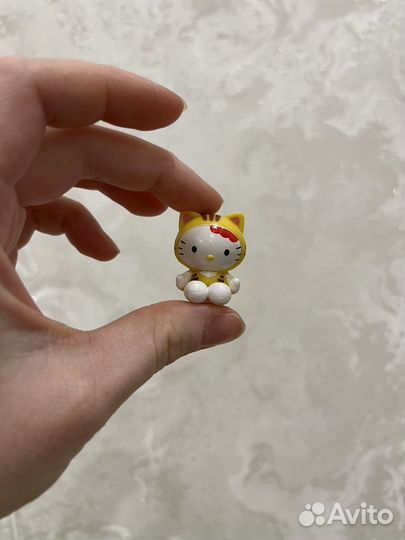 Hello kitty фигурки