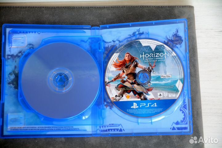 Игра на диске Horizon Запретный запад PS4 (PS5)