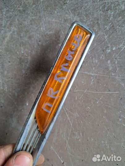 Повторитель поворота передний правый Ford Mondeo