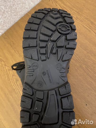 Ботинки всесезонные