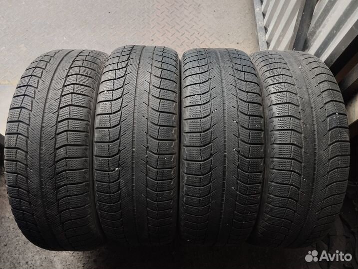 Michelin X-Ice XI2 215/60 R17