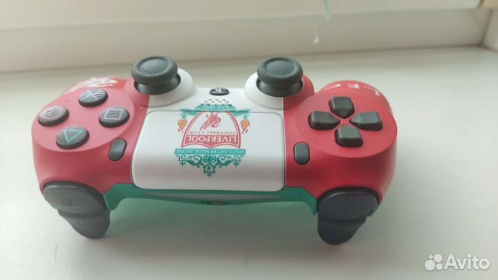 Dualshock 4 v2 custom Liverpool