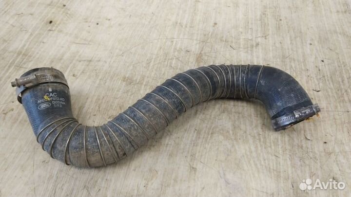 Патрубок интеркулера Land Rover / Range Rover Spor