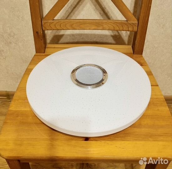 Люстра rgb с колонкой bluetooth