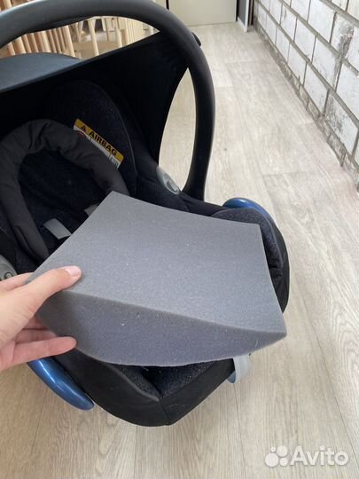 Детское автокресло от 0 maxi cosi