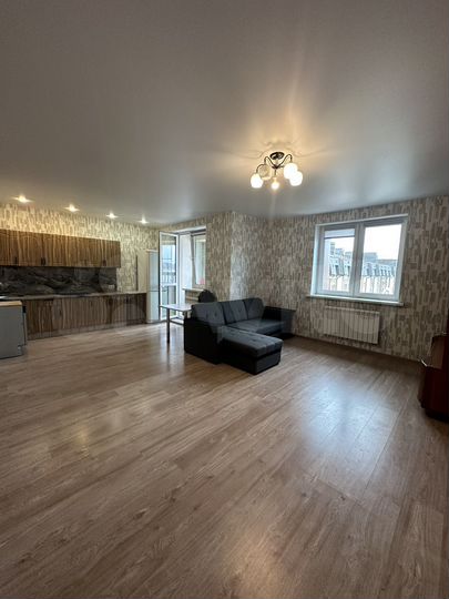 2-к. квартира, 60 м², 4/4 эт.