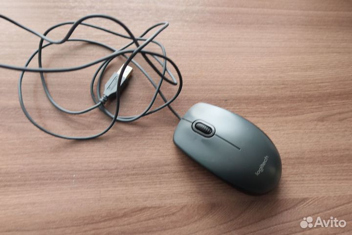 Мышь Logitech M100