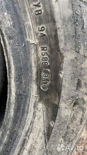 Pirelli Ice Zero 215/60 R16