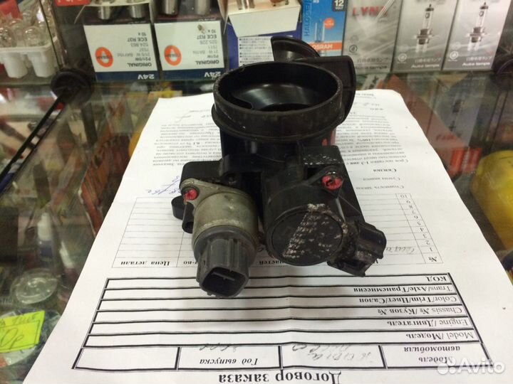 Заслонка / датчик холостого хода 1kr