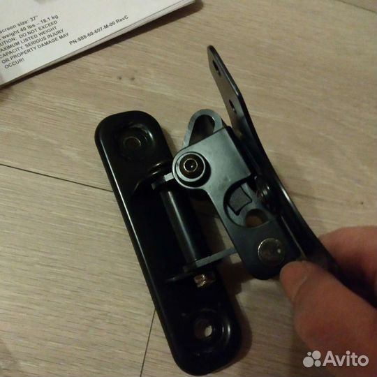 Кронштейн для телевизора поворотный