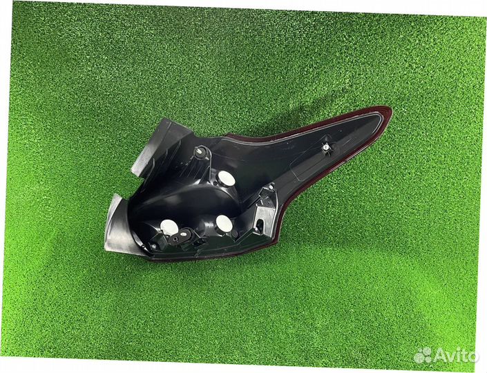 Фонарь левый Ford Focus 15-19