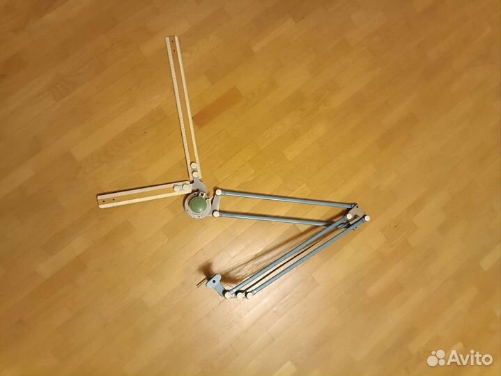 Чертëжный прибор малогабаритный пчм-100