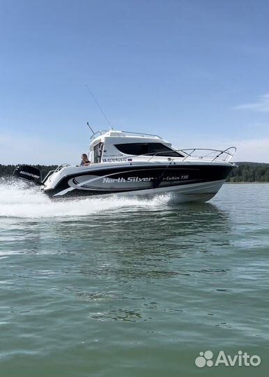 Катер NorthSilver Star Cabin 730