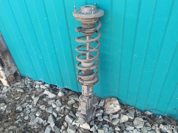 Задняя стойка правая xDrive BMW F10\11