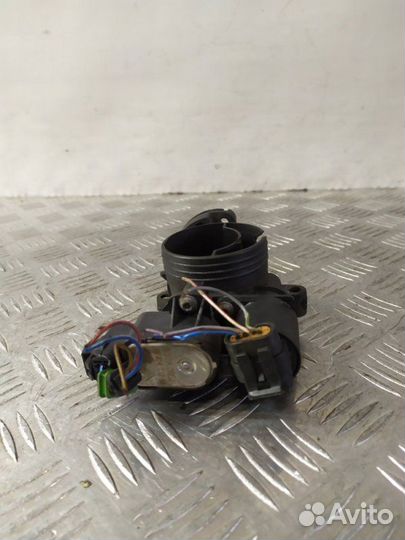 Дроссельная заслонка Peugeot 206 универсал 1.4 KFW