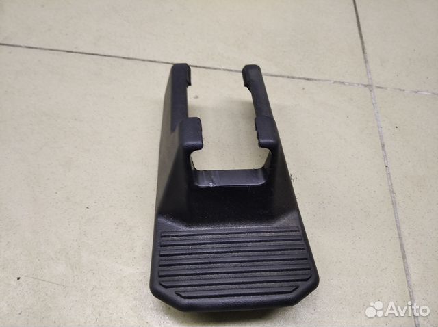 Накладка (кузов внутри) Fortuner 2015