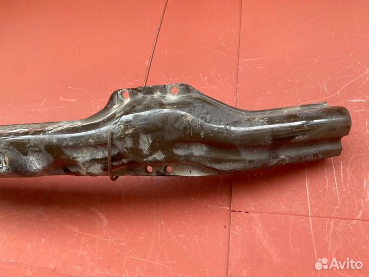 Усилитель бампера передний Wv Crafter фургон cktb