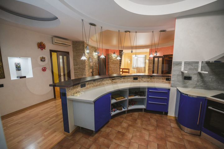 4-к. квартира, 164 м², 1/9 эт.