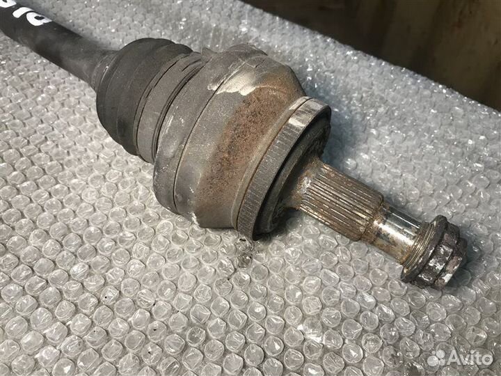 Привод задний Mercedes-Benz E-Class W211 W211