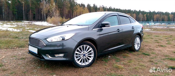 Бампер на Форд Фокус 3 Рестайлинг - Темно-Серый