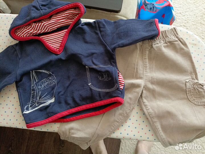 Два пакета вещей для малыша с 0 до 6 месяцев