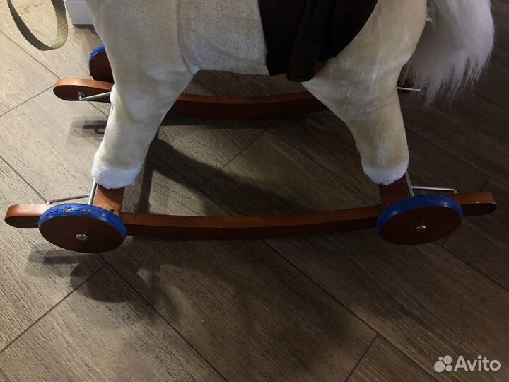 Качалка лошадь