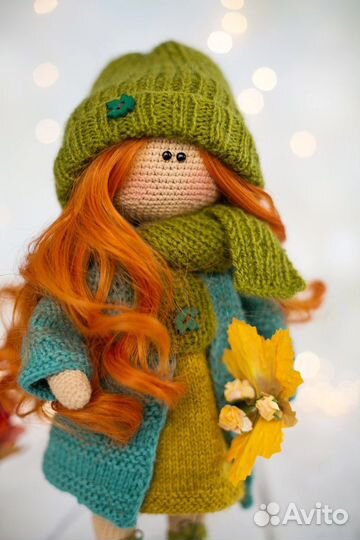 Кукла интерьерная вязаная