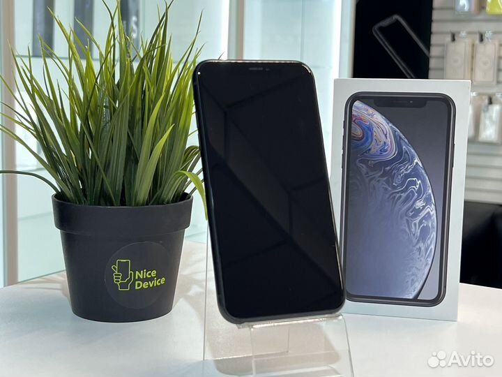 iPhone XR Black 64Gb