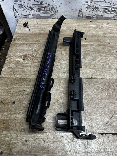 Крепление радиатора кондиционера мерседес w212