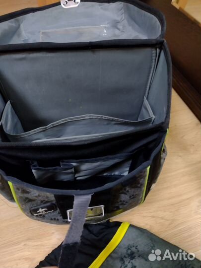 Портфель школьный