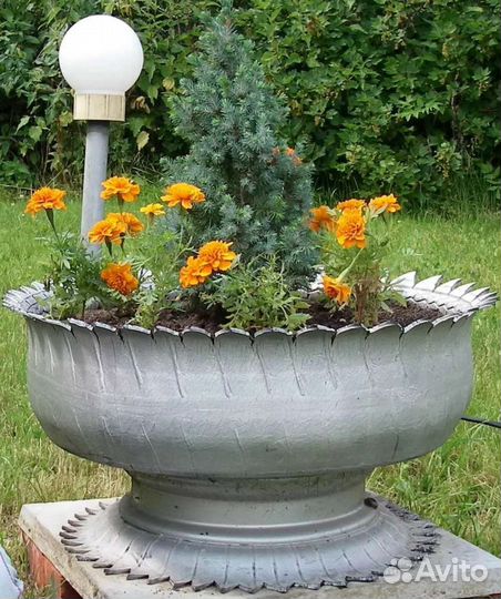 Клумба из покрышек