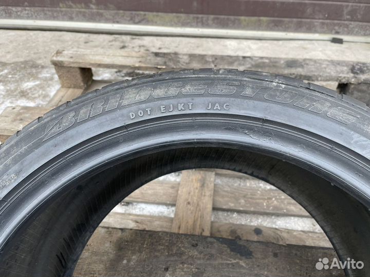 Bridgestone Potenza RE050A 275/35 R18