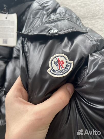 Пуховик moncler