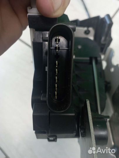 Замок водительской двери transit 14