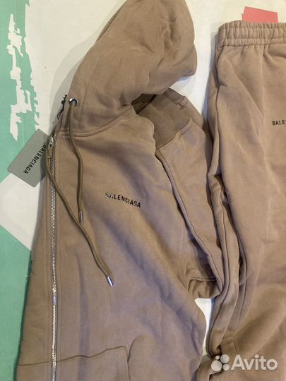 Спортивный костюм женский Balenciaga