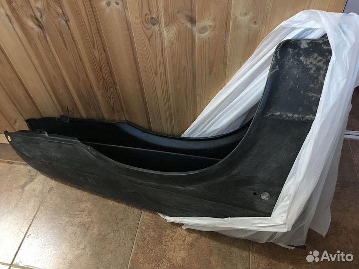 Два передних крыла на 21099