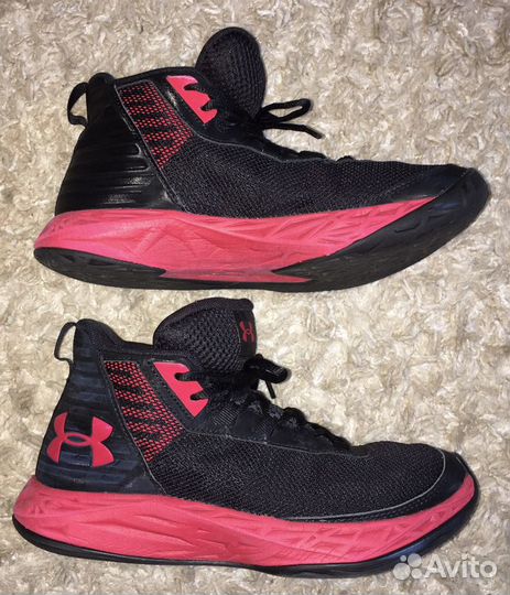 Кроссовки Under Armour BGS Jet 36 размер (37,5 EU)