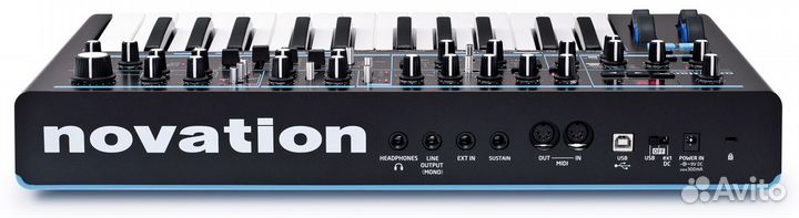 Novation Bass Station II аналоговый сиснтезатор