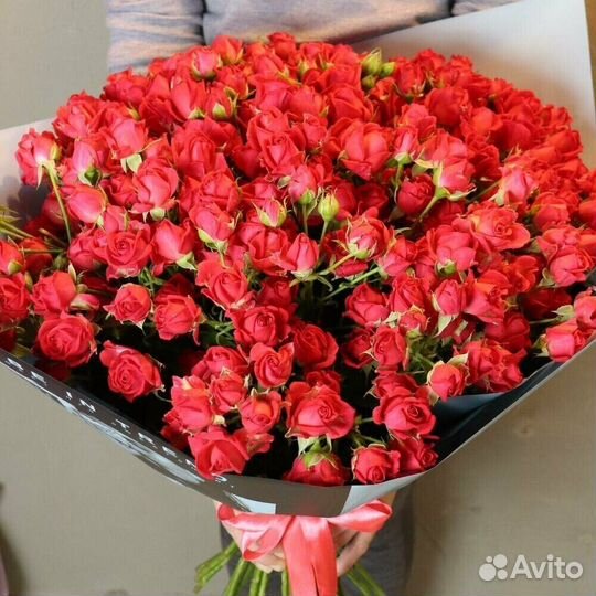 Букет кустовые розы