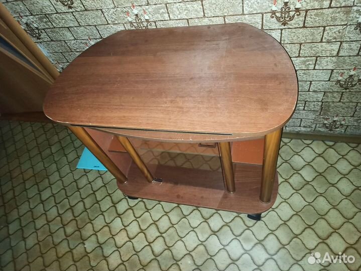 Тумба под телевизор