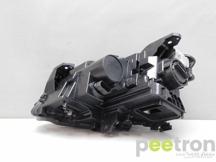 Б/У Б/У Фара правая б/у A1569061800 mercedes-benz