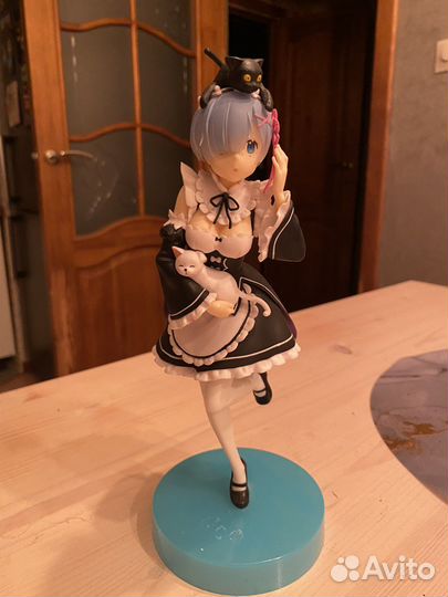 Аниме фигурка Рем