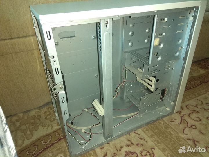 Корпус Inwin midi tower