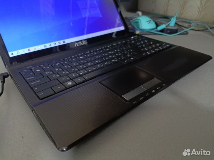 Asus: 15,6, A6-3420m, Radeon dual, 6gb, ssd+hdd