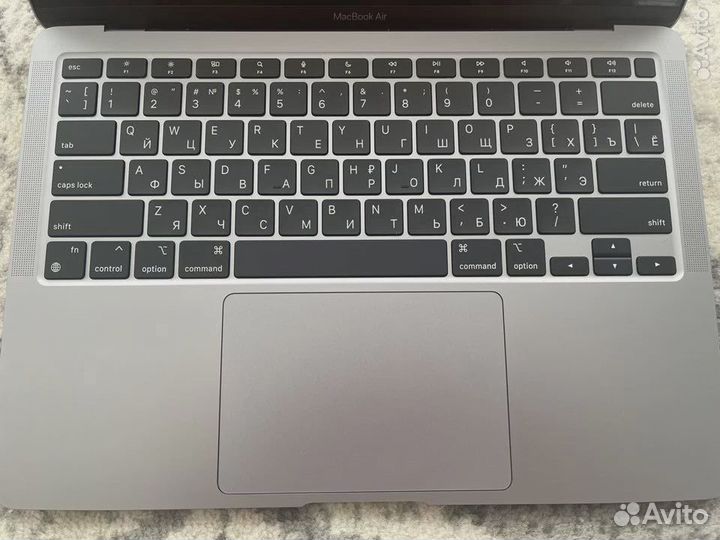 Apple MacBook Air M1