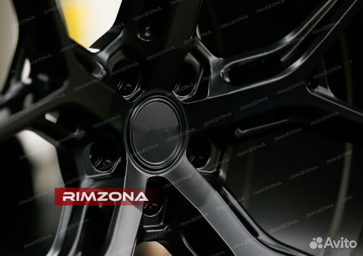 Кованые диски R22 на Audi A8