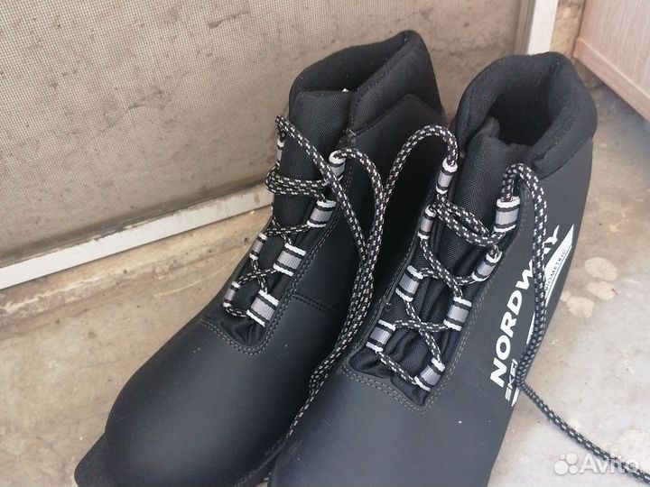 Лыжные ботинки nordway skei 41 размер