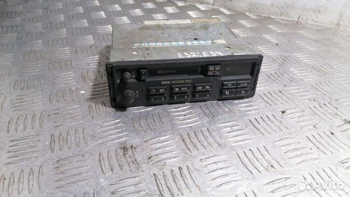 Магнитола (аудио система) BMW5 E341993